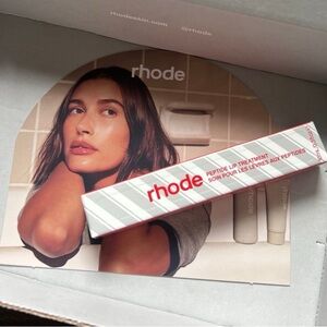 Rhode peppermint glaze peptide lip treatment